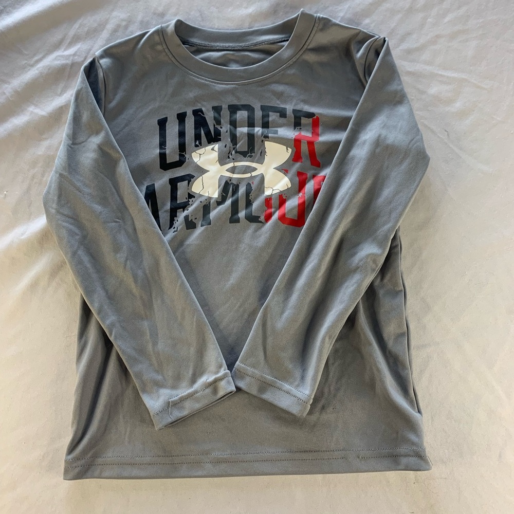 Under Armour Gray Long Sleeve Shirt Kids Size 5